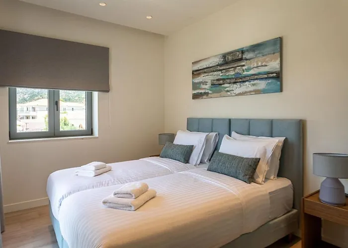 Ampeli Willa Stoúpa