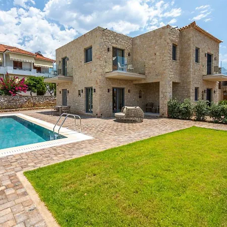 Ampeli Villa Stoúpa